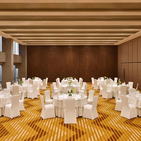 Aloft New Delhi Aerocity Eksteriør bilde The ballroom